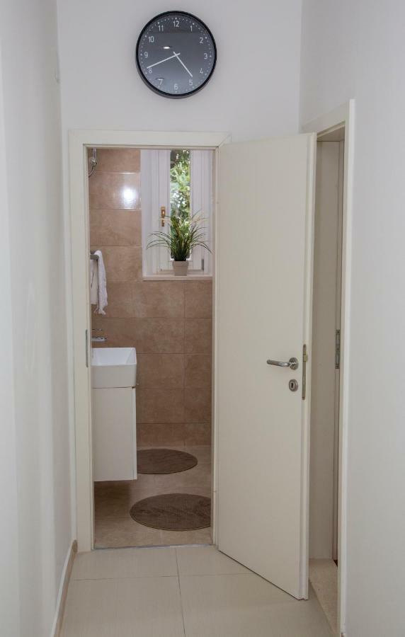 Apartments Victoria ดูบรอฟนิก ภายนอก รูปภาพ